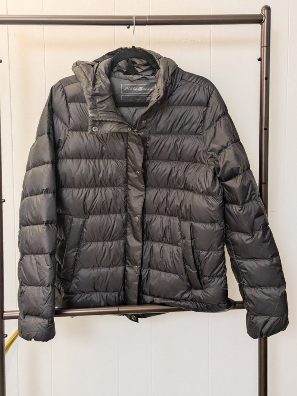 Eddie Bauer StratusTherm 650 Down Hooded Jacket Black Size M NWT